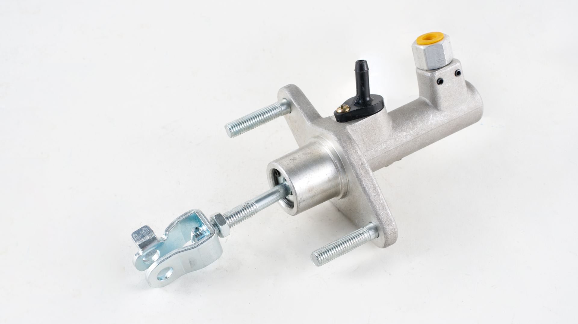 How does a clutch pump work?
