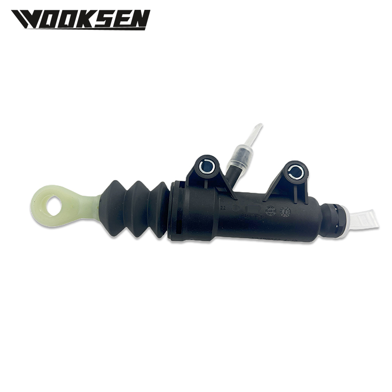 21526774078 6774078 6758826 21526756148 6756441 Clutch Master Cylinder