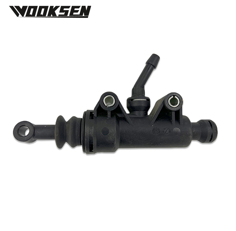 A2042900112 2042900112 Clutch Master Cylinder