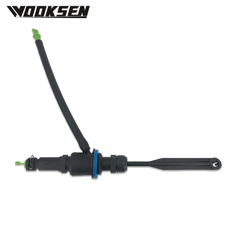 8450007300 Clutch Master Cylinder