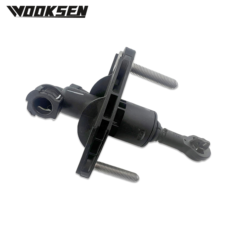 2381068L20 2381068L21 2381068L21000 Clutch Master Cylinder