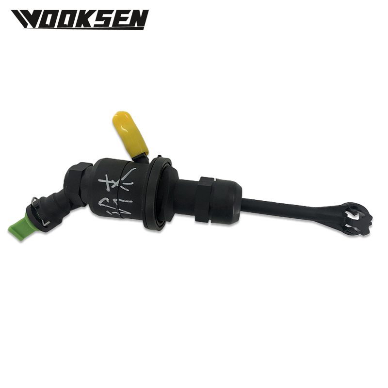 23810-77JA1 23810-63J02 Clutch Master Cylinder