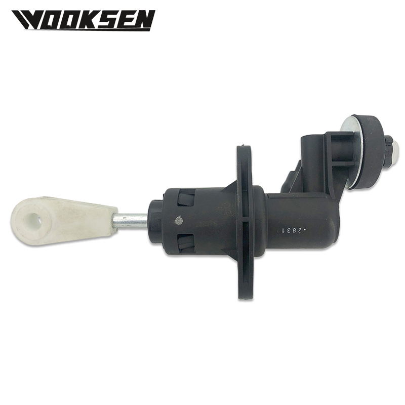 8E2721401 8E2721401AA 8E2721401AD 8E2721401D Clutch Master Cylinder