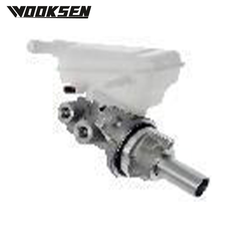 XUI8064L Brake master cylinder