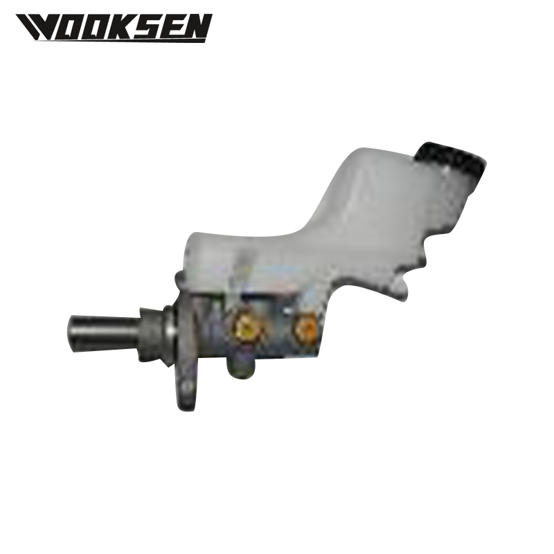 XUI1258L Brake master cylinder