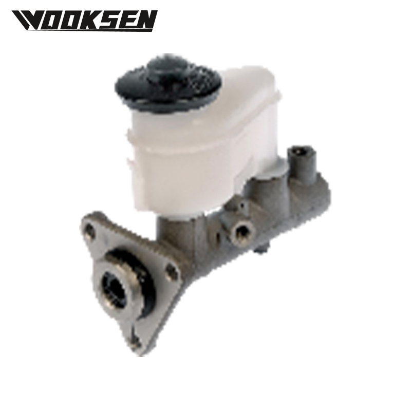 XUI1567L (without plug) Brake Master Cylinder