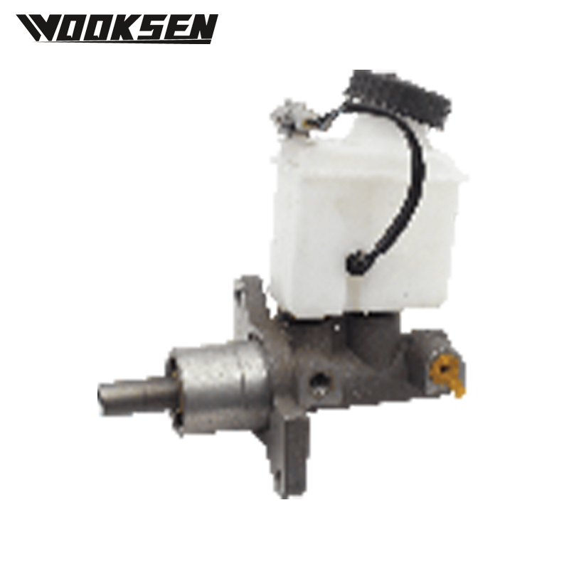 XUI1570L Brake Master Cylinder