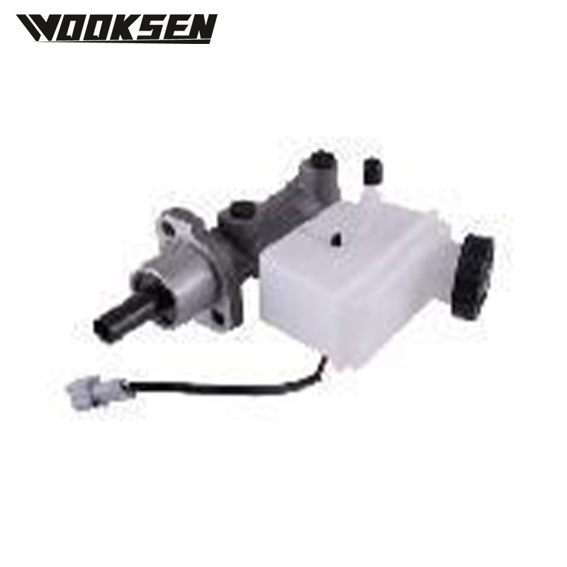 XUI1671L-1 Brake Master Cylinder