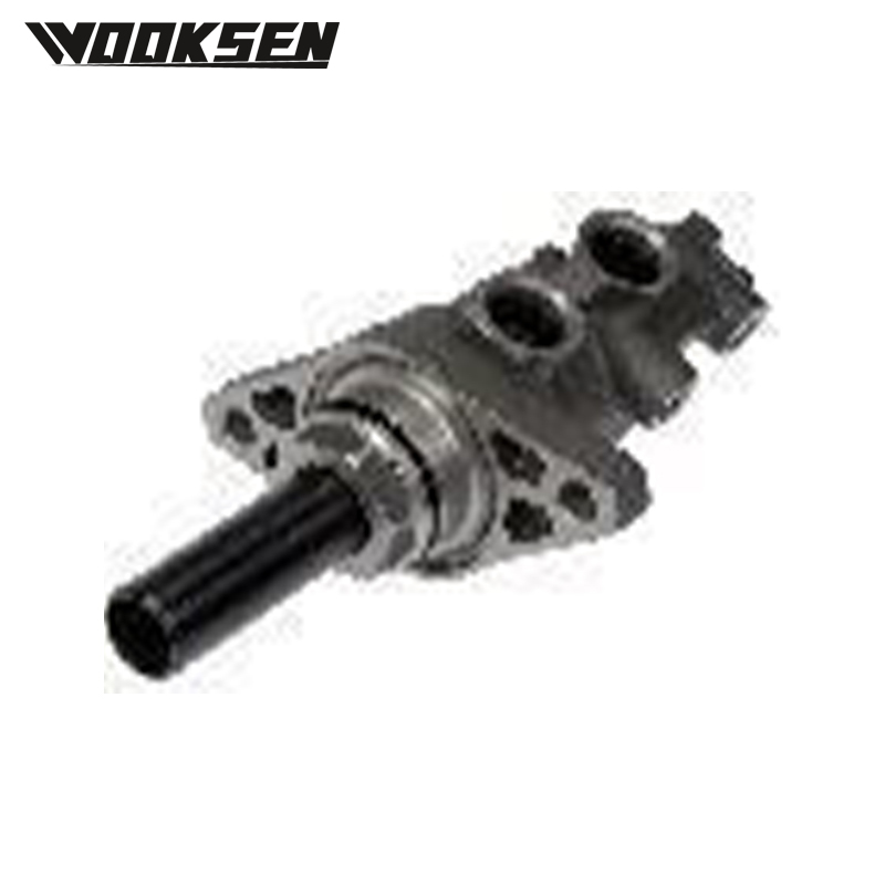 XUI8001L Brake master cylinder