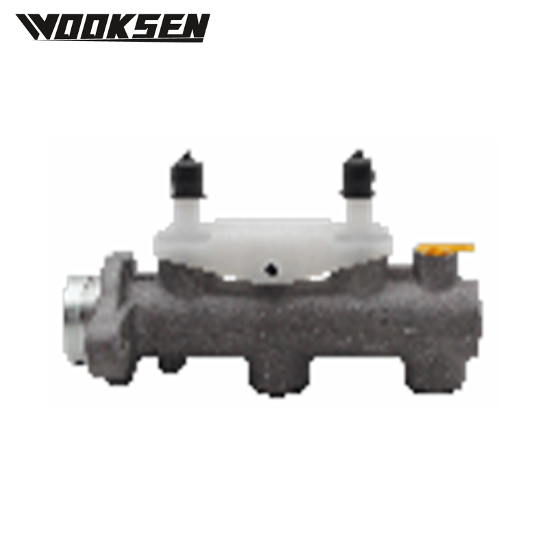XUI1941L Brake master cylinder