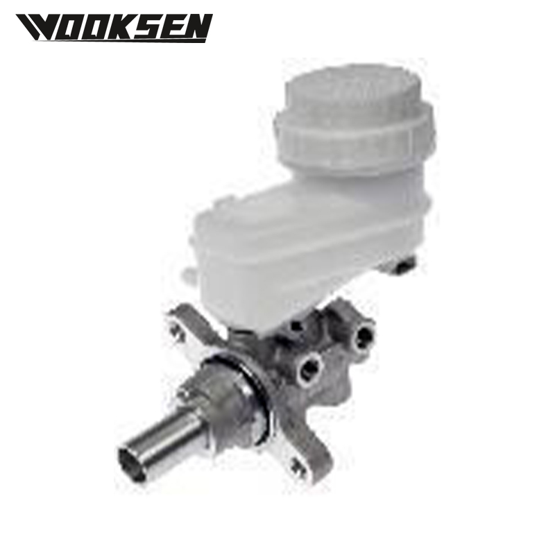 XUI8124L Brake master cylinder