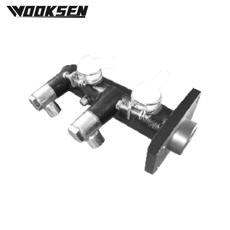 XUI1022L Brake master cylinder