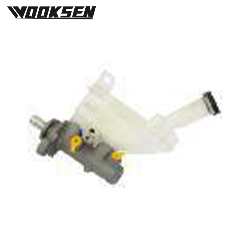 XUI1119L-1 (Automatic) Brake master cylinder