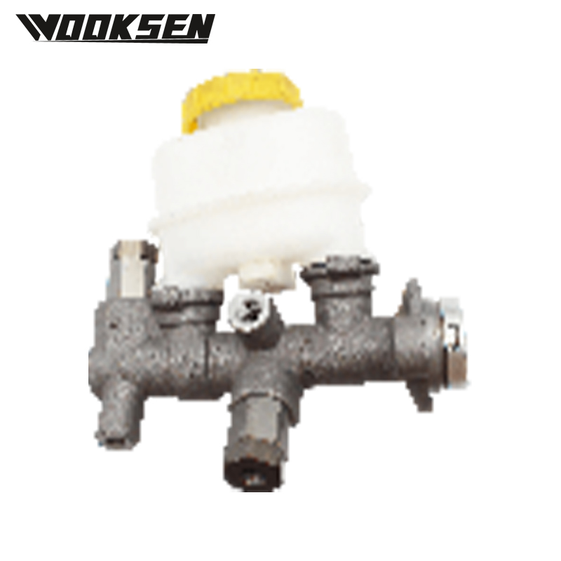 XUI1121L Brake master cylinder
