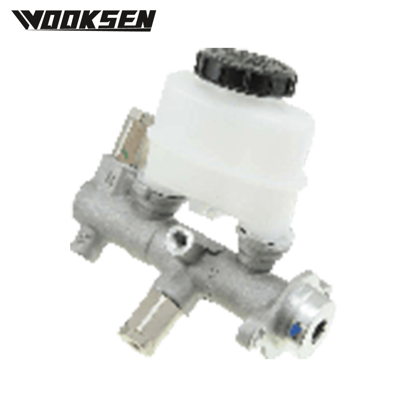 XUI1121L-3 Brake master cylinder