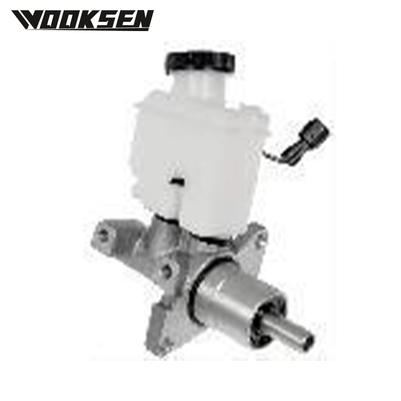 XUI1576L-1 Brake master cylinder