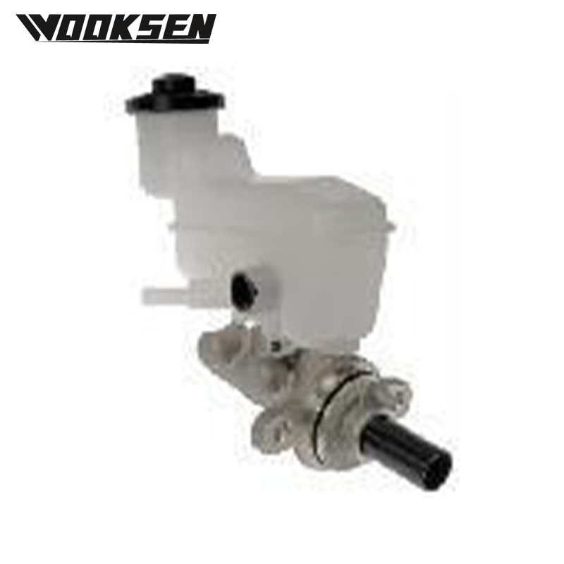 XUI8085L Brake master cylinder