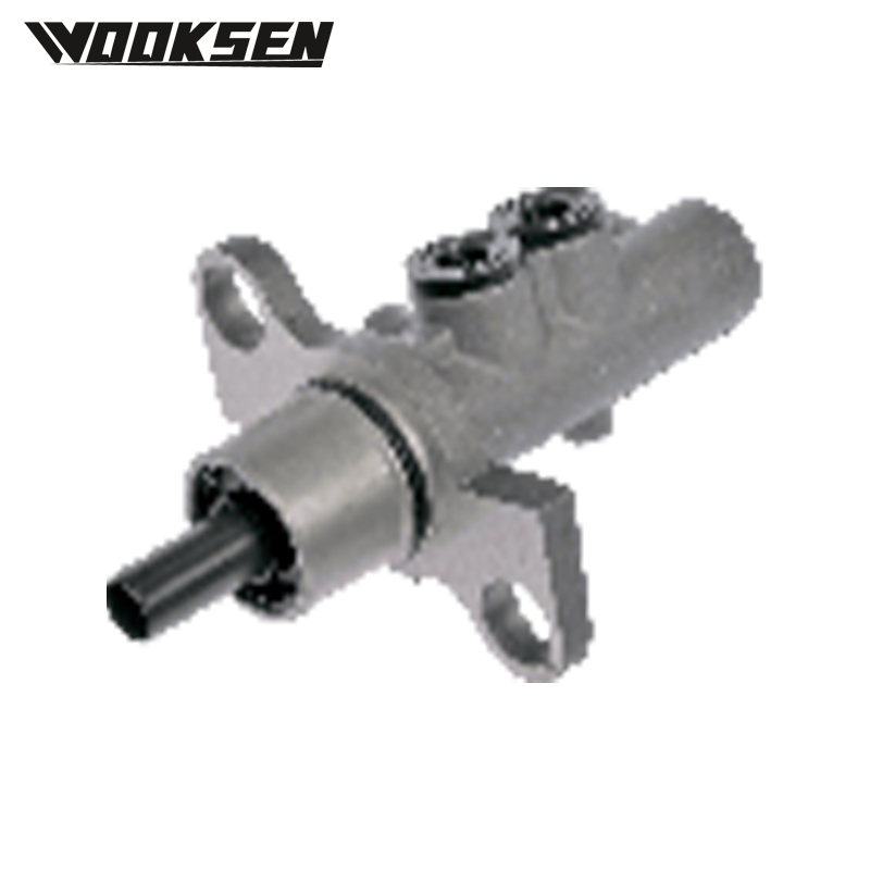 XUI1620L Brake master cylinder