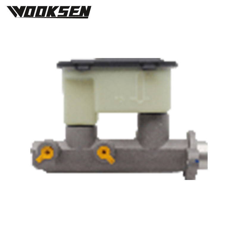 XUI1947L Brake master cylinder