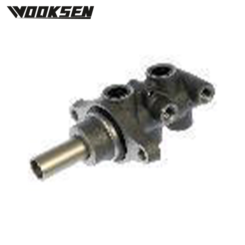 XUI8155L Brake master cylinder