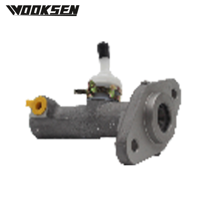 XUI3118L Clutch master cylinder