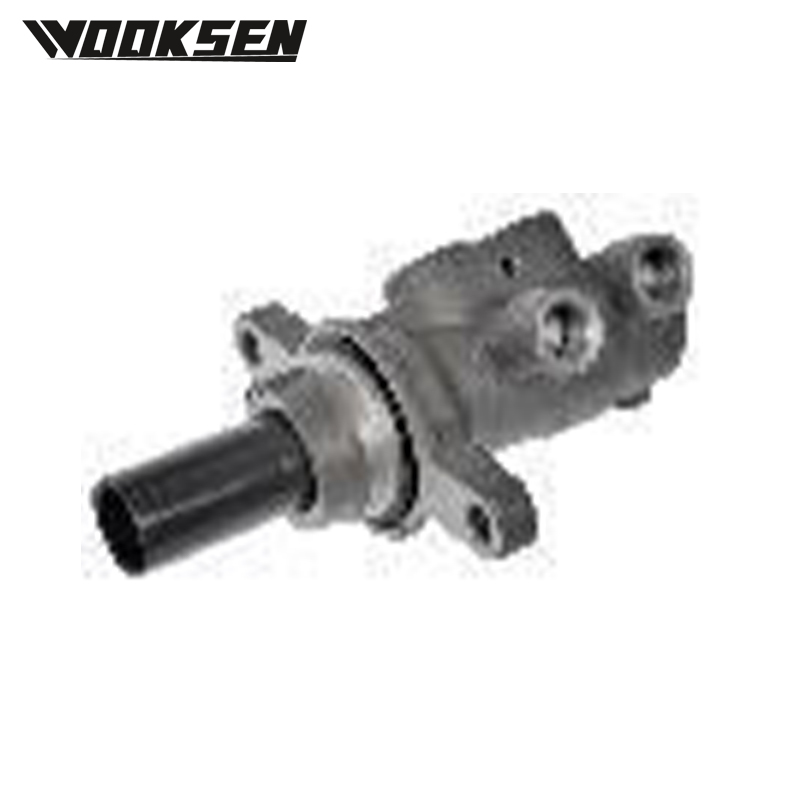 XUI8128L Brake master cylinder