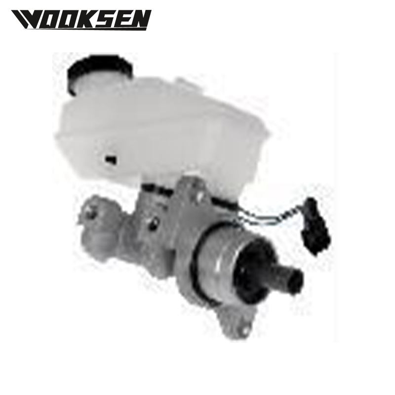 XUI1199L Brake master cylinder