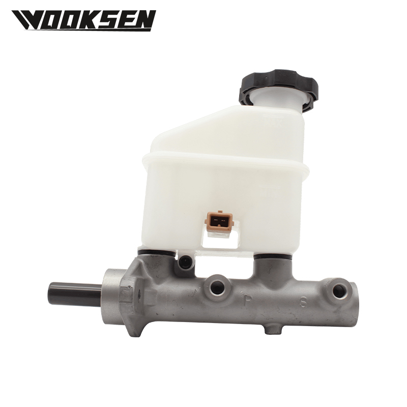 XUI1863L Brake master cylinder