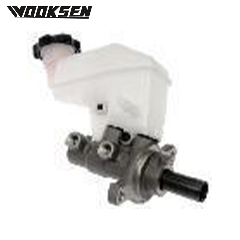 XUI8080L Brake master cylinder