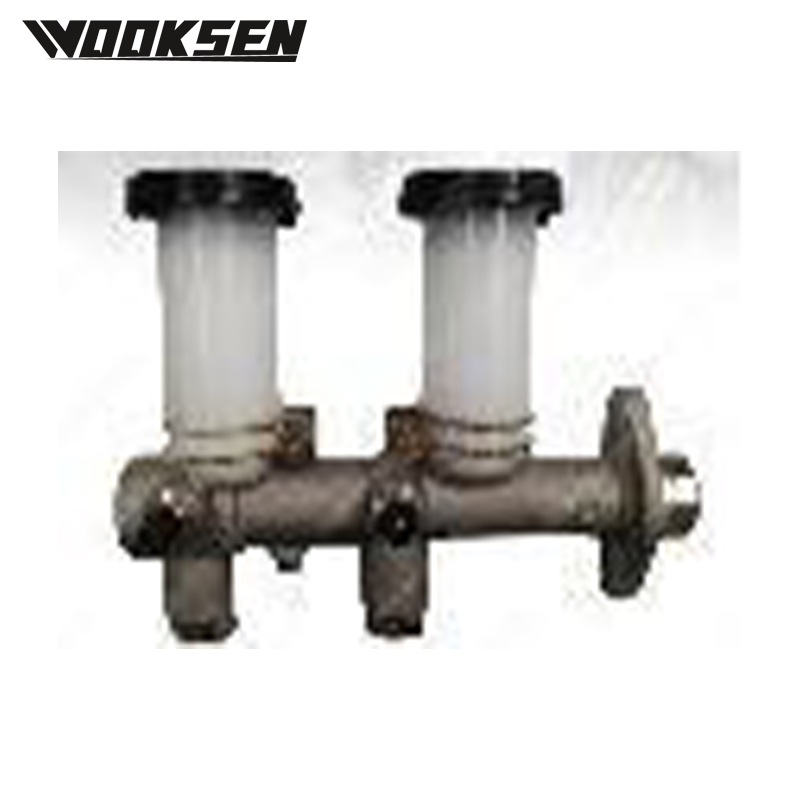 XUI1661L Brake master cylinder