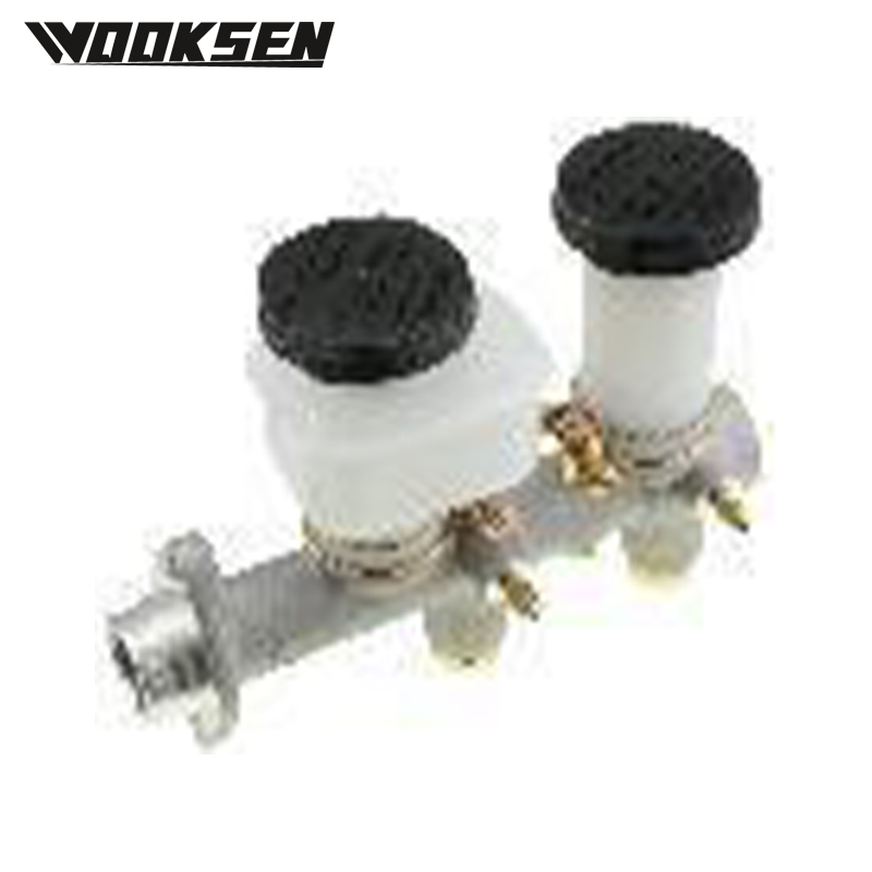 XUI1982L Brake master cylinder