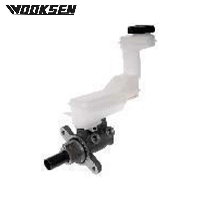 XUI8104L Brake master cylinder