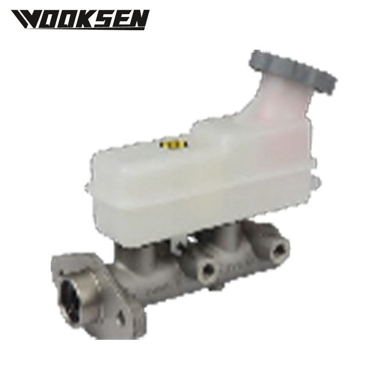 XUI1025L (two holes, manual, grease nozzle) Brake master cylinder