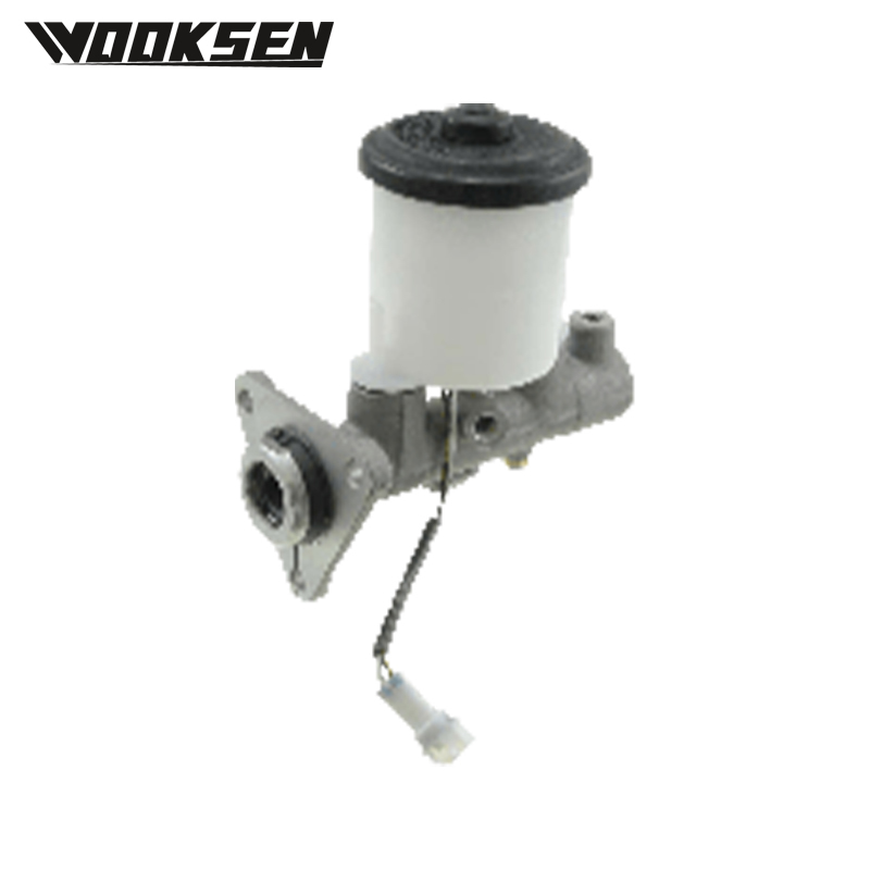 XUI1585L-2 Brake master cylinder