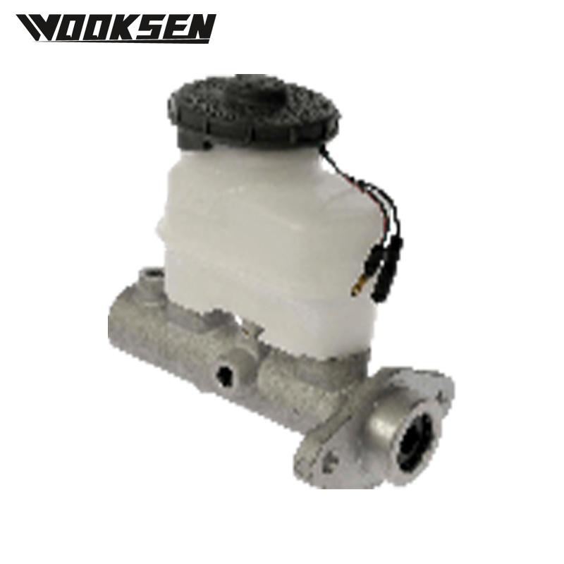 XUI1872L XUI1879L Brake master cylinder