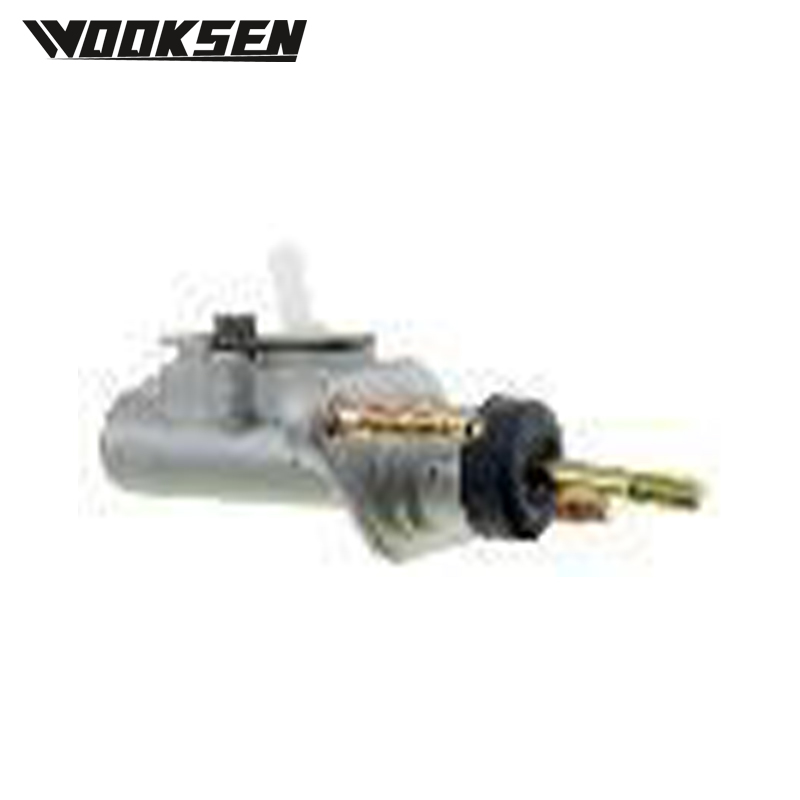 XUI3137L Clutch master cylinder