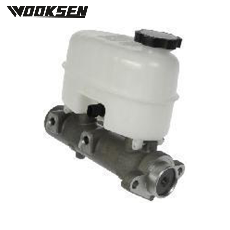 XUI1209L-1 Brake master cylinder
