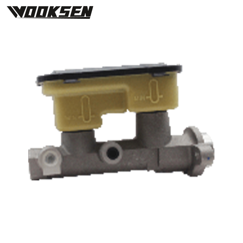 XUI1916L Brake master cylinder