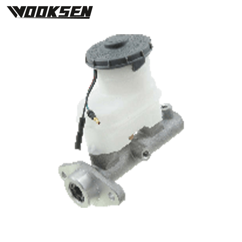 XUI1874L XUI1879L Brake master cylinder
