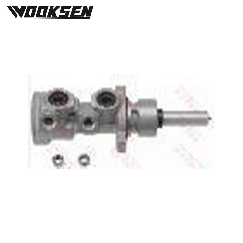 XUI1201L Brake master cylinder