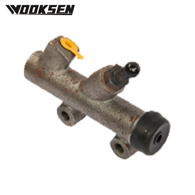 XUI3025A Clutch master cylinder