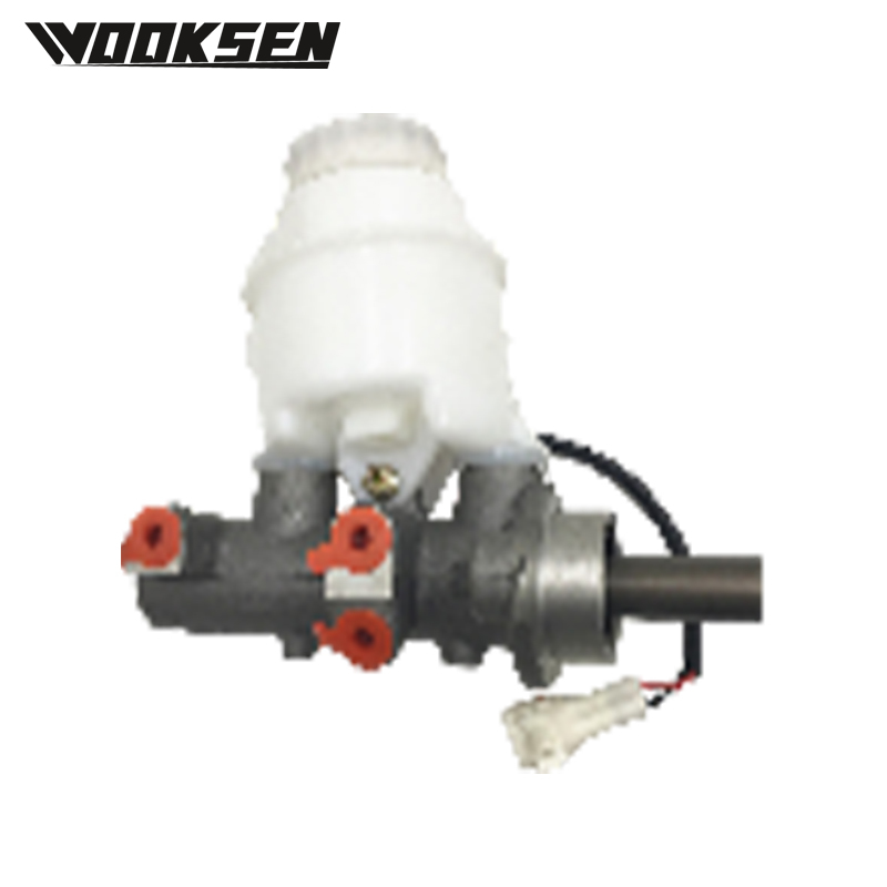 XUI1000L (three holes) Brake master cylinder